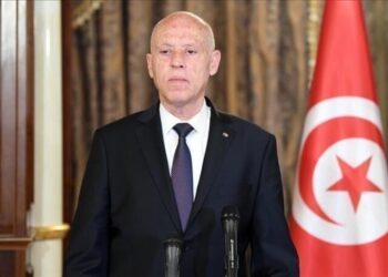 تمديد التدابير الاستثنائية في تونس