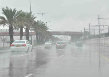 أمطار رعدية في ولايتين