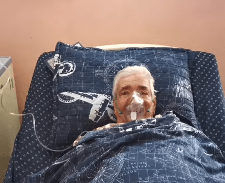 استقرار الوضع الصحي للفكاهي محمد حزيم