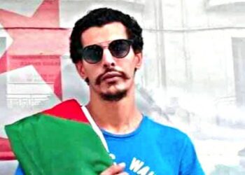 والد جمال بن اسماعيل يستلم هدية من “الخضر”