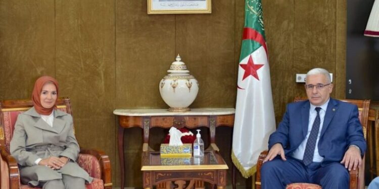 بوغالي يتباحث مع سفيرة تركيا لدى الجزائر