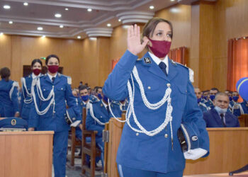 449 ملازم أول للشرطة يؤدون اليمين القانونية