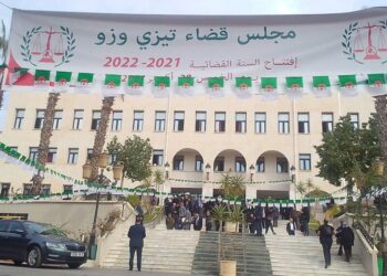 “على المبلغ عن الجرائم الإفصاح عن هويته”