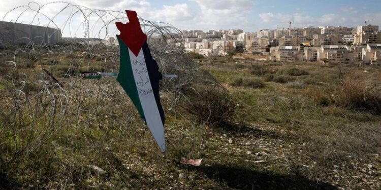 الرئاسة الفلسطينية تحذر من خطط استيطانية بالقدس المحتلة