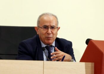 لعمامرة يتحدث عن دور الجزائر في حل أزمات دولية