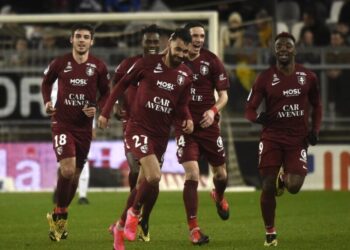 بولاية يعانق الشباك ويطرق باب المنتخب من جديد