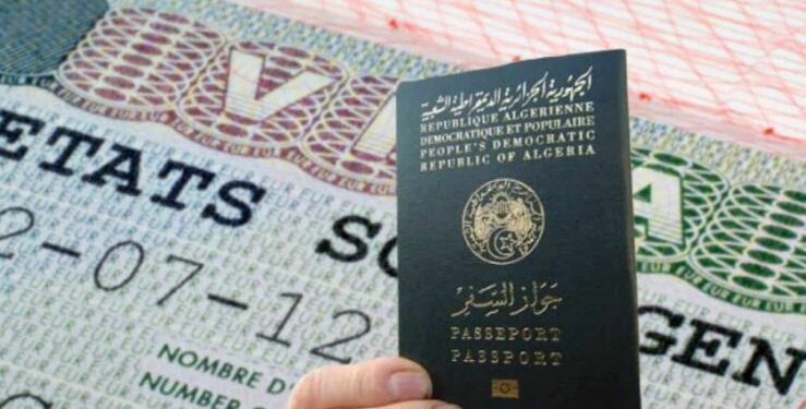 فرنسا قد تتراجع عن قرار بخصوص الجزائريين