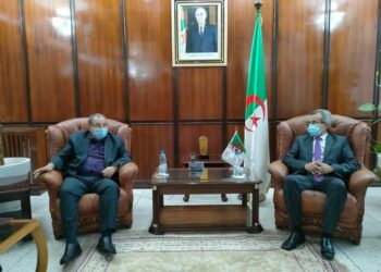 نقابة شبه الطبي ترفع جملة من المطالب لوزير الصحة