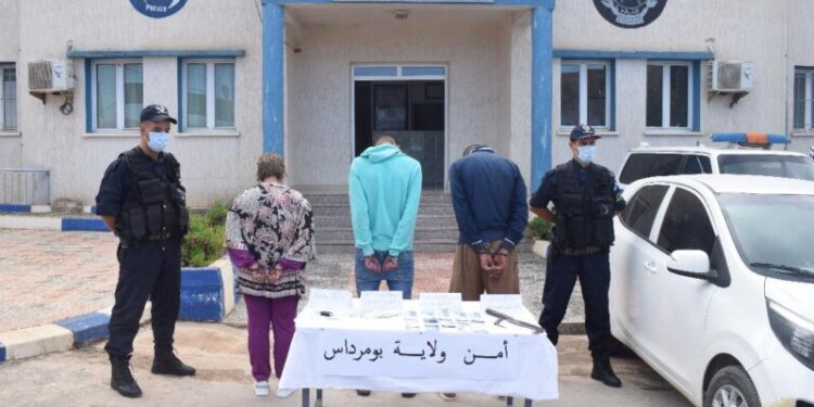 الإطاحة بشبكة تزوير العملة في بومرداس