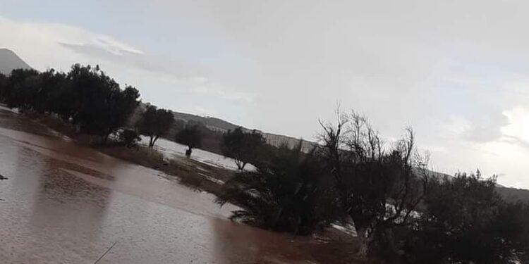 مخلفات التقلبات الجوية في وهران
