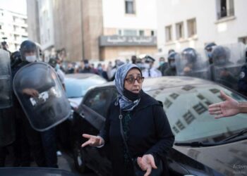 تدهور الوضع الاجتماعي يفجر موجة احتجاجات بالمغرب