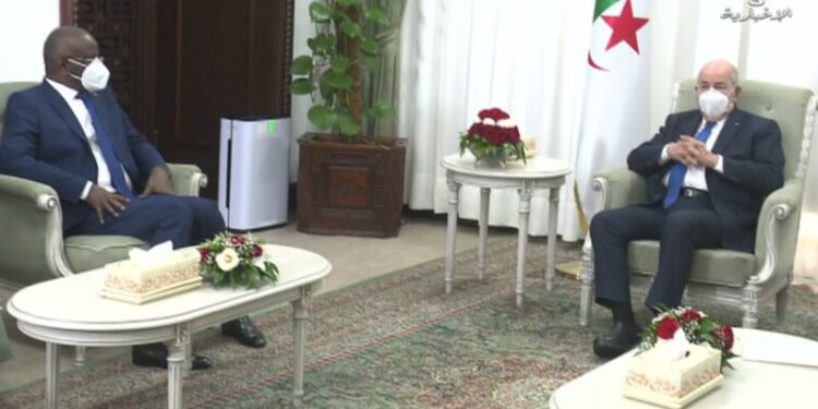 الرئيس تبون يستقبل وزير الداخلية الموريتاني