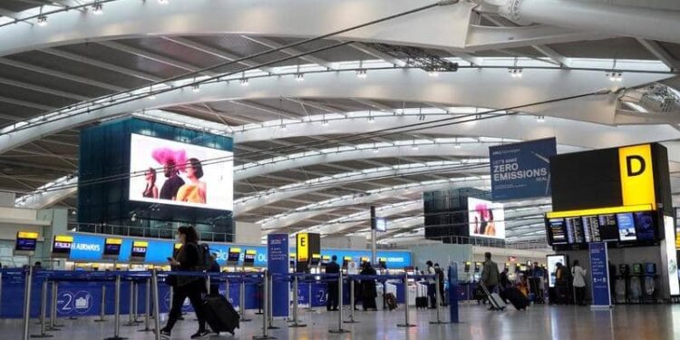 قيود سفر جديدة على 8 بلدان افريقية