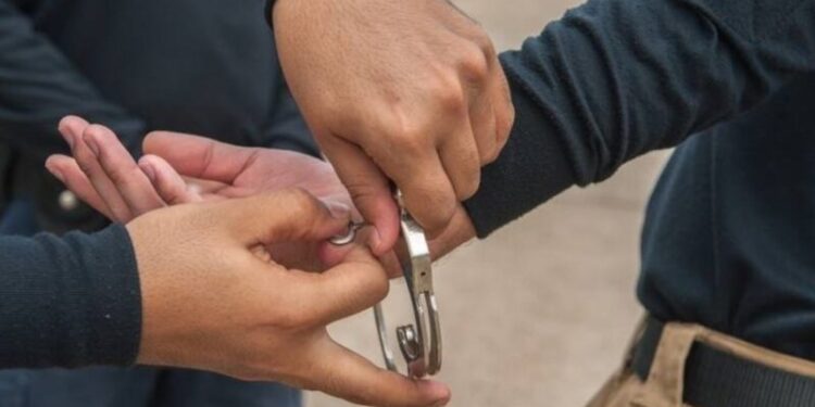 تفكيك ورشة لتزوير العملة بالبيض