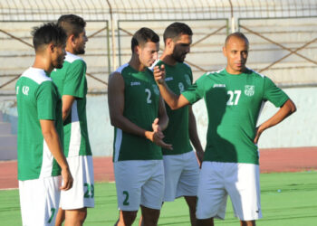 لاعبو سريع غيليزان يرفضون استئناف التدريبات