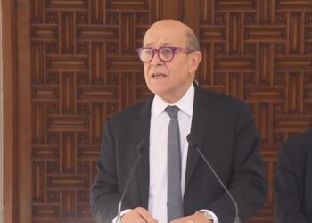 لودريان يؤكد أن باريس تستهدف ارساء علاقة ثقة مع الجزائر