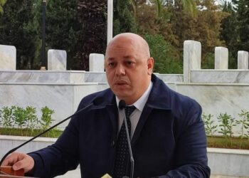ربيقة: آيت أحمد نذر حياته لخدمة قضايا وطنية