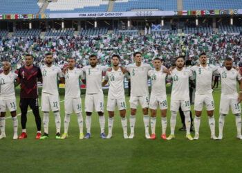 طائرة رئاسية تعيد لاعبي المنتخب الوطنى إلى قطر والسعودية