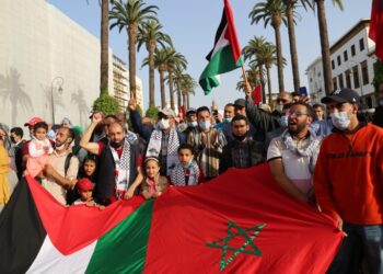 حراك الشعب المغربي.. تعتيم إعلامي وتهديد بمقاضاة الطلبة