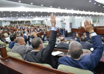 المصادقة على مشروعي قانوني العقوبات والمضاربة