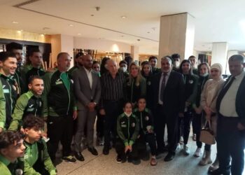 الفريق السعيد شنقريحة يلقتي أعضاء المنتخب الوطني للكاراتي دو