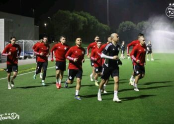 أول حصة تدريبية للمنتخب الوطني في الدوحة