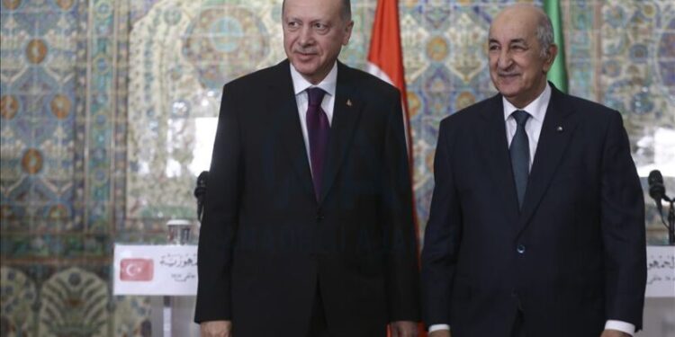 أردوغان يوجه دعوة للرئيس تبون لزيارة تركيا