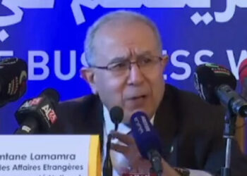 لعمامرة: تفعيل الدبلوماسية لمواكبة النظرة الاقتصادية