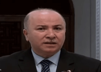 رفع التجميد عن المشاريع المنتجة للثروة ومناصب الشغل