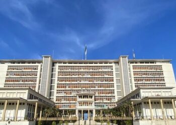 شروط ممارسة نشاط المتعامل في العروض الثقافية والفنية