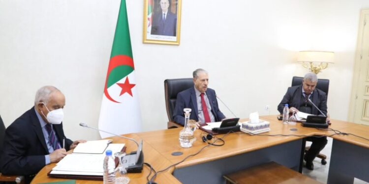 تنصيب اللجنة البرلمانية للتحقيق في ندرة مواد غذائية