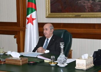 الرئيس تبون يعزي عائلات ضحايا الحريق بسطيف