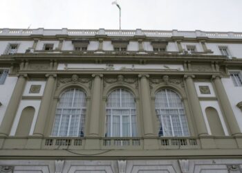 475 مترشحا لانتخابات مجلس الأمة 