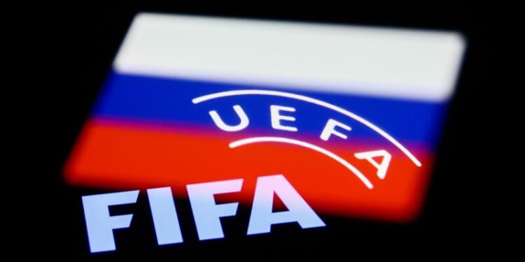 “فيفا” و”ويفا” يعاقبان منتخب وأندية روسيا