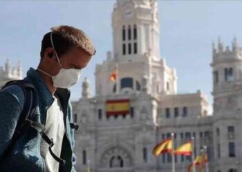 انهاء إلزامية ارتداء الأقنعة في الأماكن المفتوحة بإسبانيا