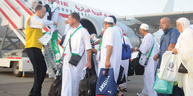 ملفا الحج والعمرة على طاولة الحكومة