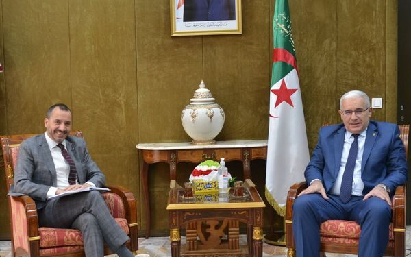 بوغالي يتحادث مع المنسق المقيم للأمم المتحدة