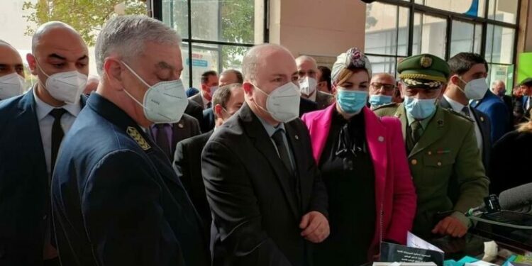 الوزير الأول: نسبة الأمية في الجزائر لا تتجاوز 7.9 %