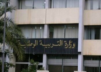 اللّغو فنّ أيضا..
