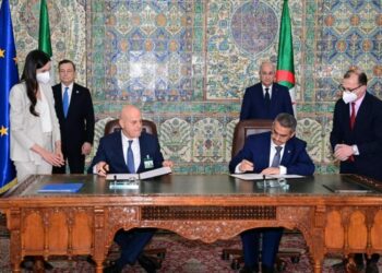 سوناطراك وإيني توقعان اتفاقية في مجال الغاز