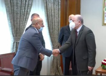 بالفيديو.. الوزير الأول يستقبل المدير العام لشركة “إيني” الايطالية