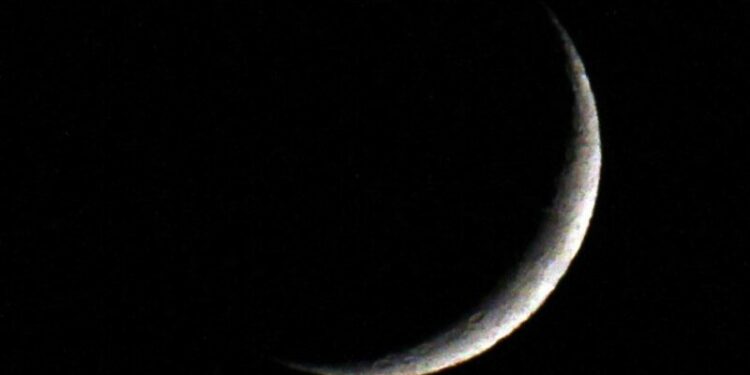 تحري هلال رمضان مساء اليوم
