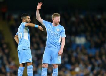 دي بروين أفضل لاعب في إنجلترا