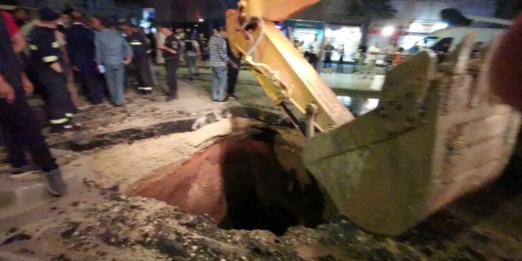 انهيار أرضي بحي الروشي في سيدي بلعباس