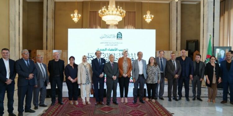 عبد المالك مرتاض رئيسا للمجلس الوطني للفنون والآداب