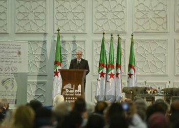 الوزير الأول: البعد الإنساني لثورة التحرير هزم غطرسة المحتل