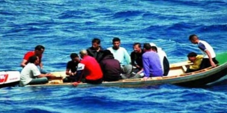الإطاحة بشبكة “حراقة” في مستغانم