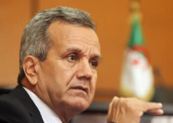 وزير الصحة يتوعد المسؤولين المتقاعسين بإجراءات ردعية