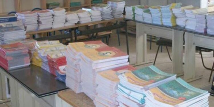 آخر أجل لتوزيع الكتب على المؤسسات التربوية