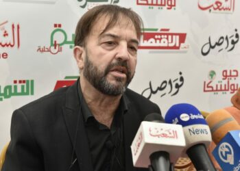 نقص الحاويات يرفع أسعار النقل والشحن البحري